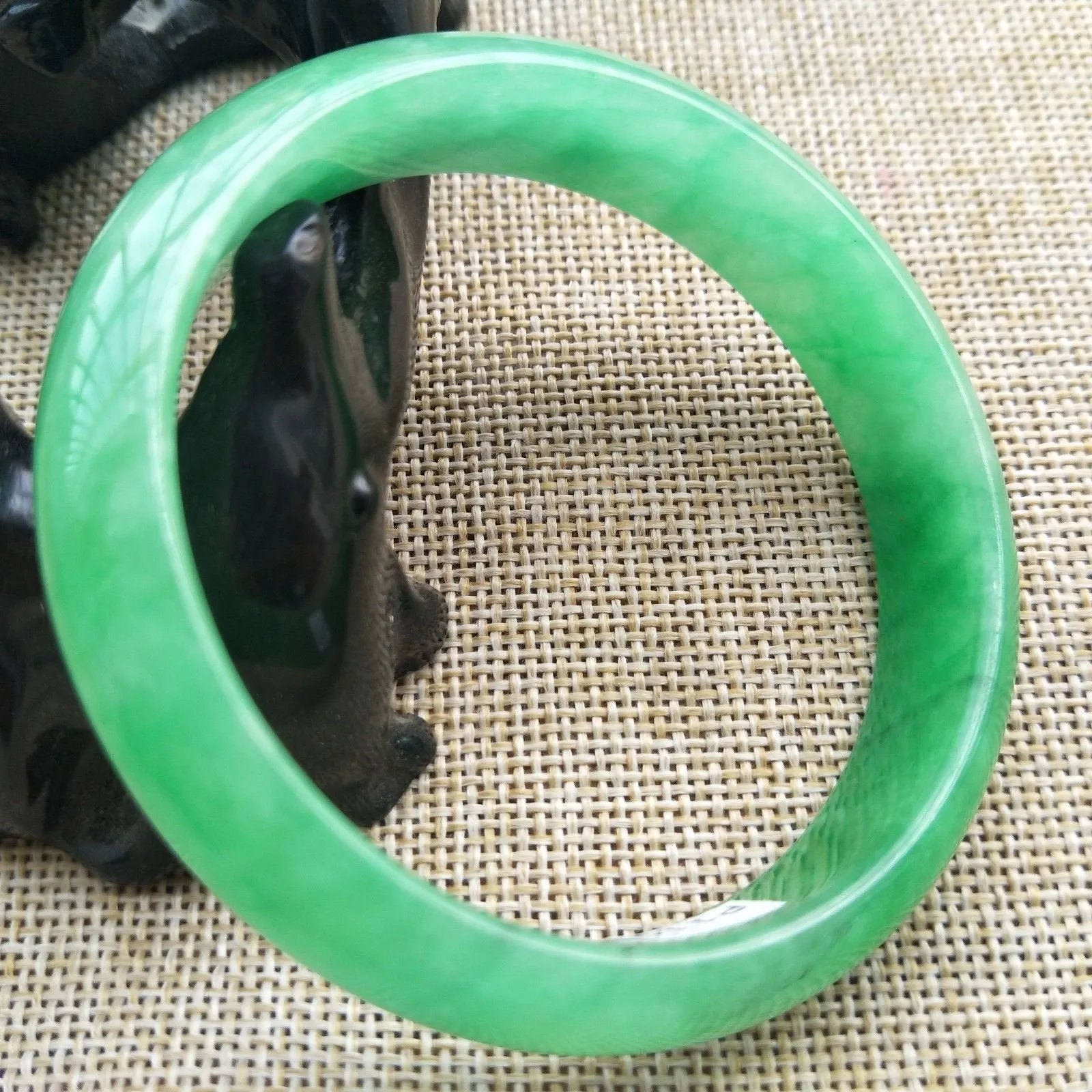 10% OFF- 57/58/59 mm Certified Natural Jadeite Emerald A*Jade HandCarved Bangle P110