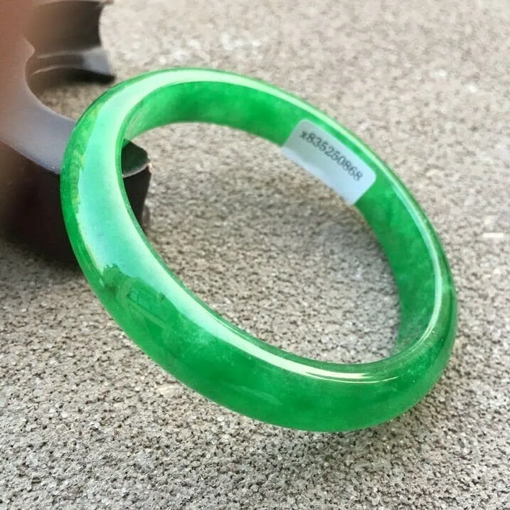 10% OFF- 57/58/59mm Certified Natural Green Jadeite Emerald A*Jade HandCarved Bangle x0868