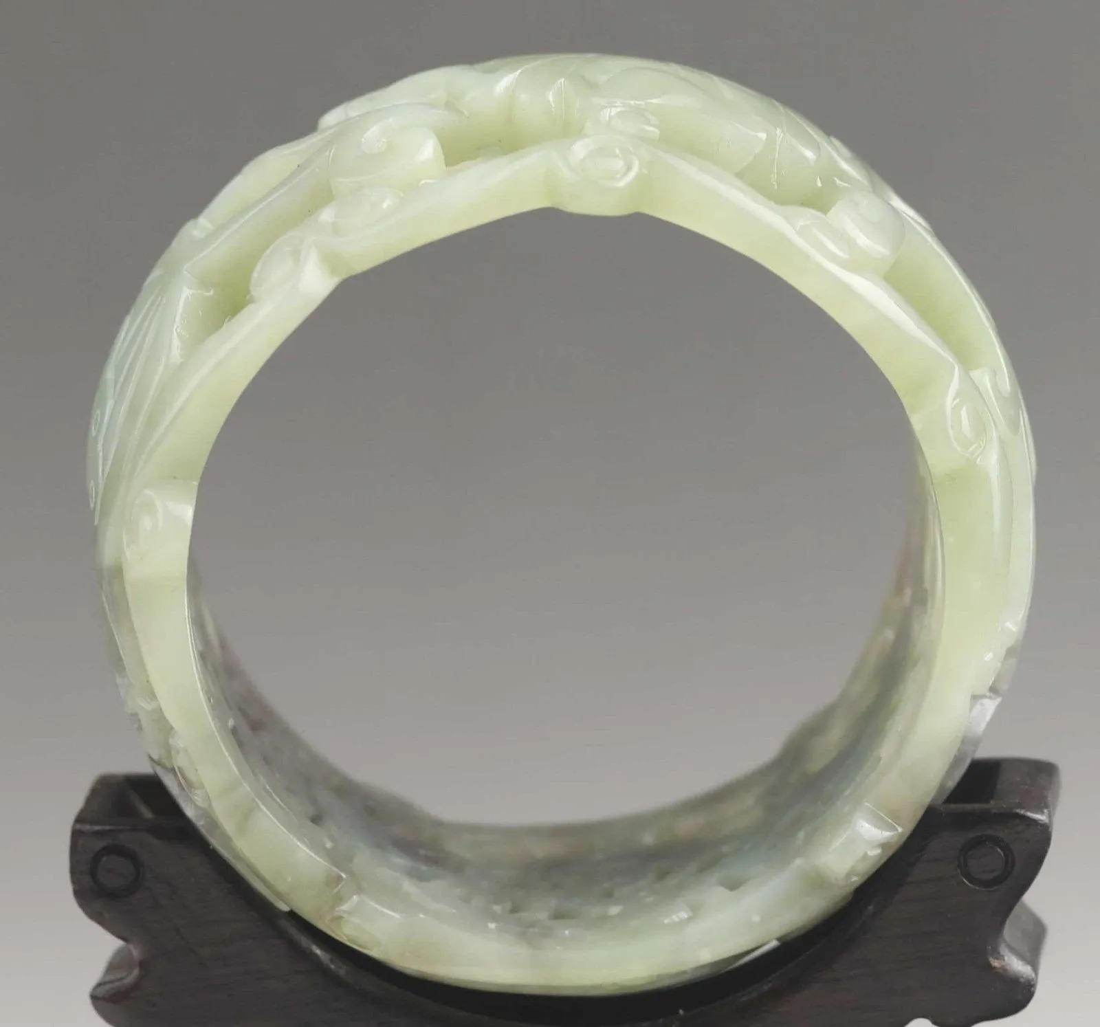 10% OFF- 60/61/62mm Certified Chinese Natural Light Green Hetian Emerald A*Jade HandCaved Flower Hollowed Out Bangle A1940