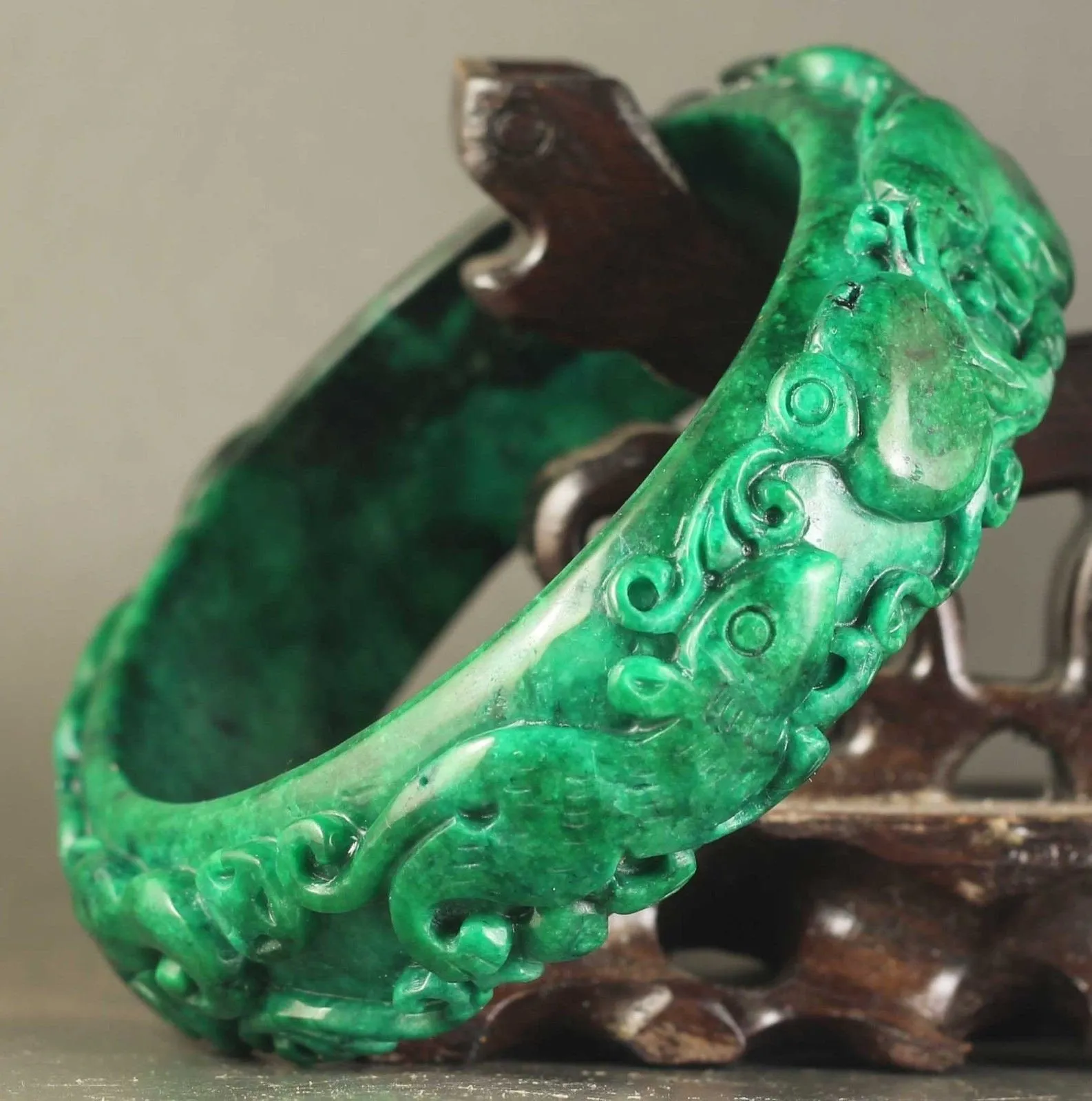 10% OFF- 61/62/63mm Certified China Natural Green Jadeite Emerald A*Jade HandCaved Double Dragons Ruyi Flower Bangle NO.A340