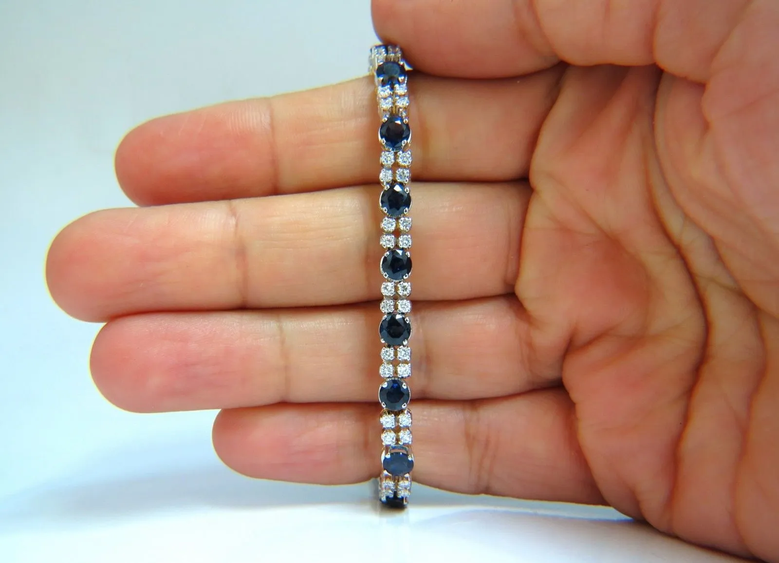 10Ct Natural Blue Sapphire 2.50ct Diamonds Bracelet 14kt