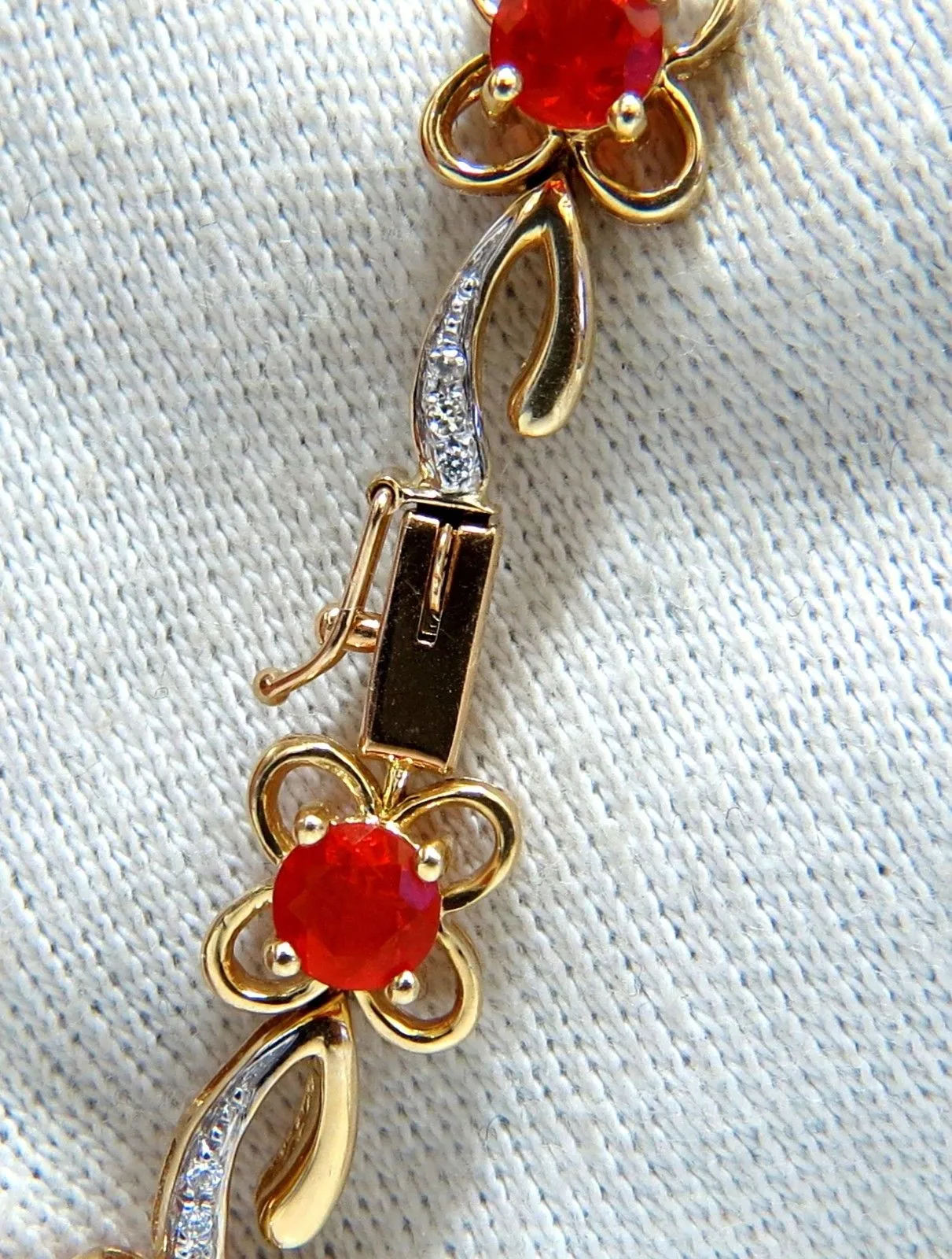 5.36ct natural Mexican Opal Diamond Bracelet 14kt clover