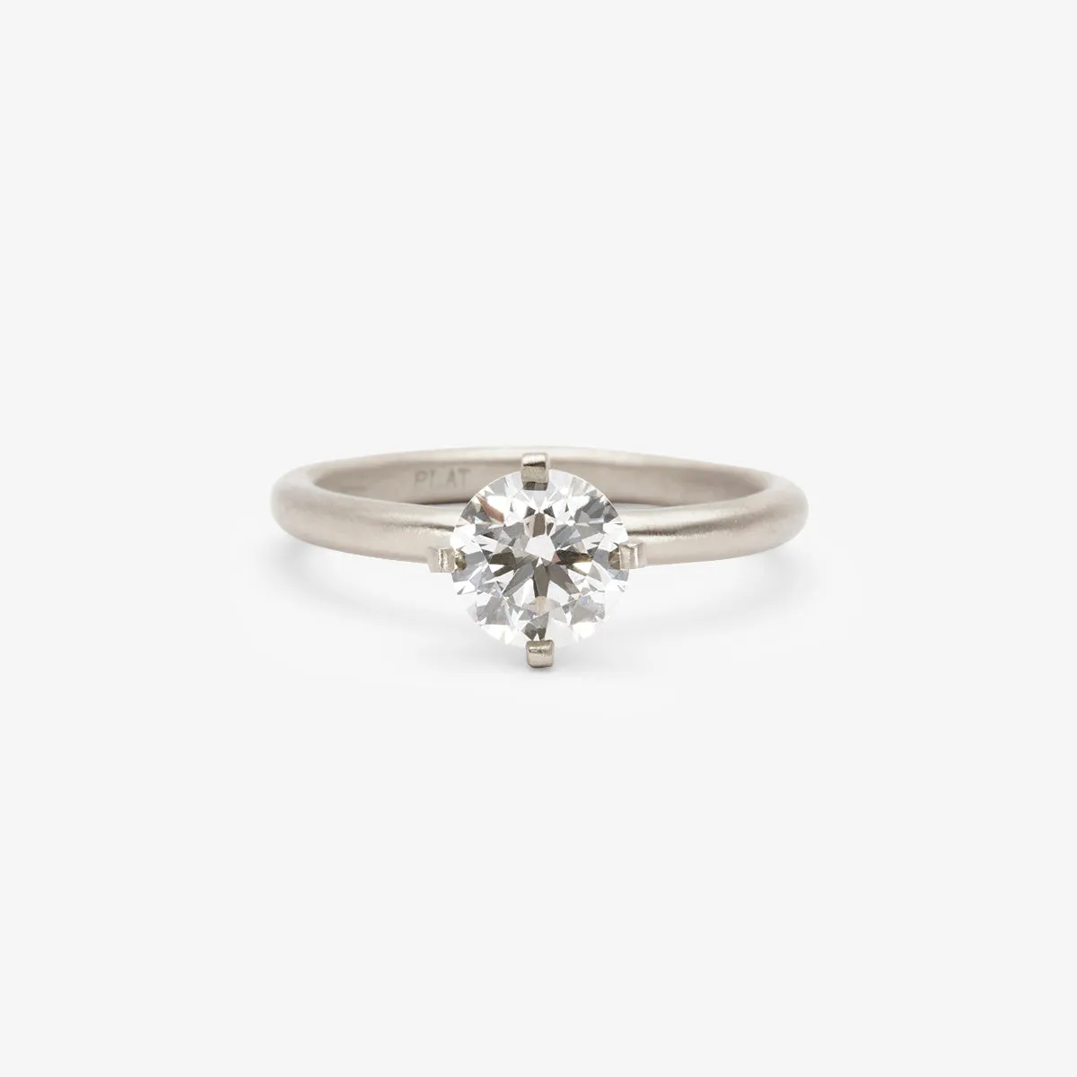 6.3mm White Diamond Noble Ring | R11708W