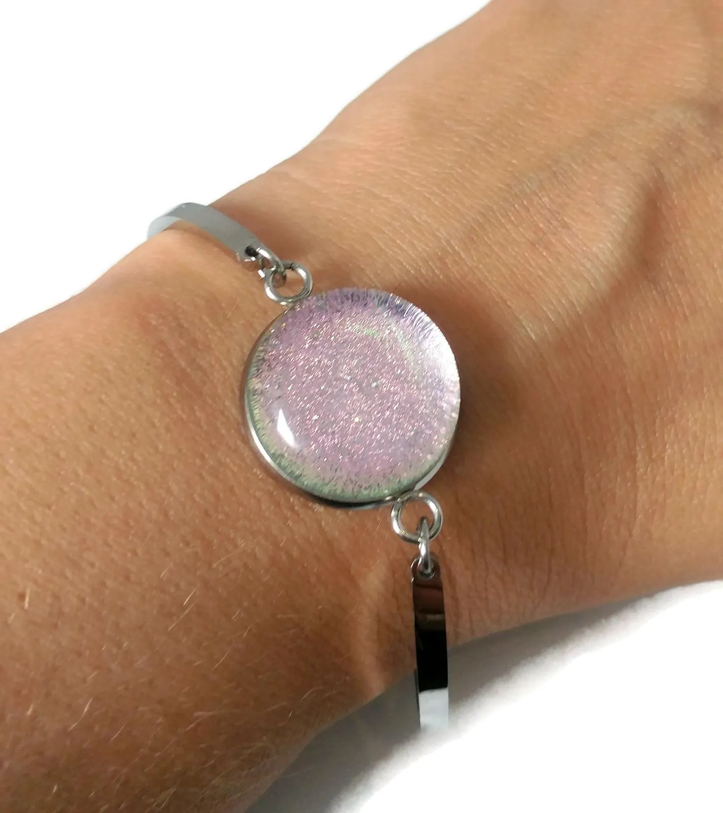 Bracelet d'acier inoxydable et verre fusion transparent rose pâle