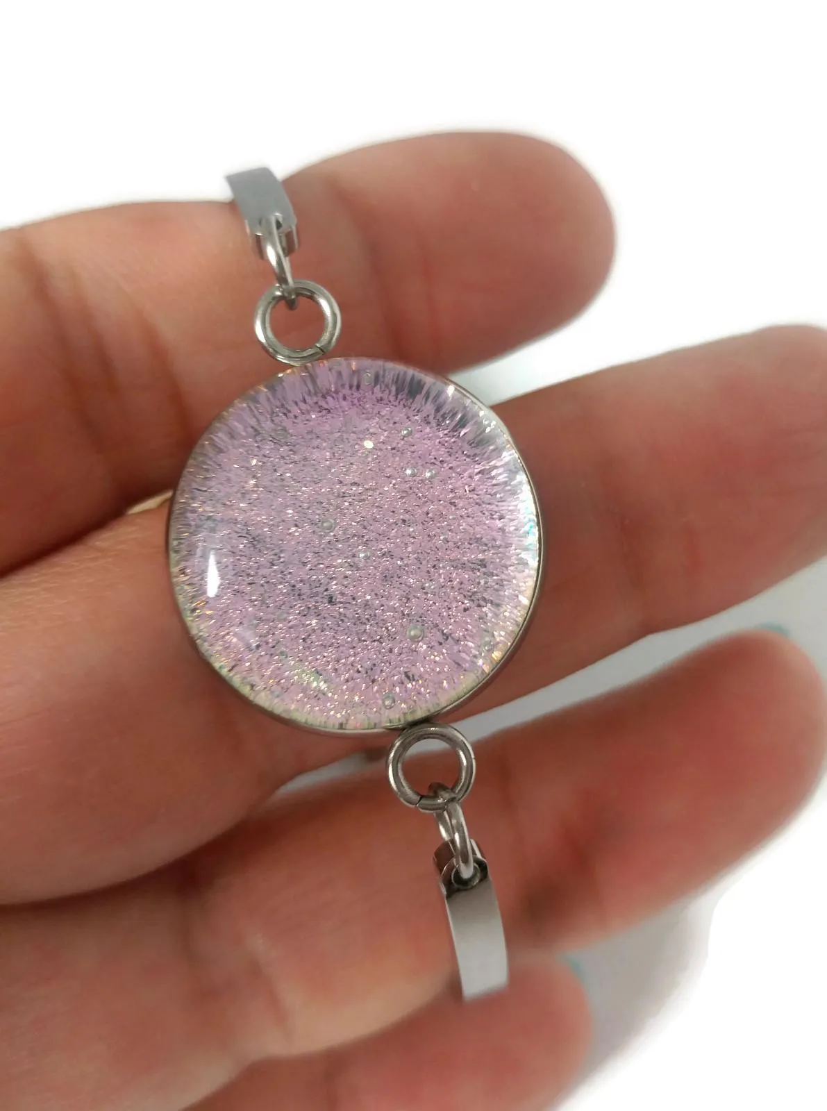 Bracelet d'acier inoxydable et verre fusion transparent rose pâle