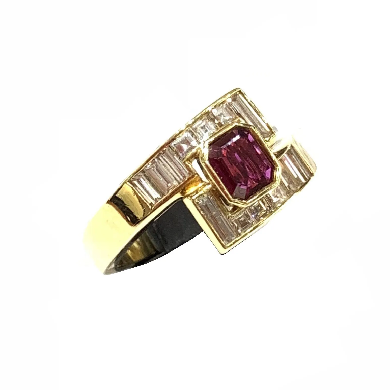 Capodagaglia Gold Gold Ring 18kt Thai Ruby 1,25ct and Baguette Princess Cutting Diamonds