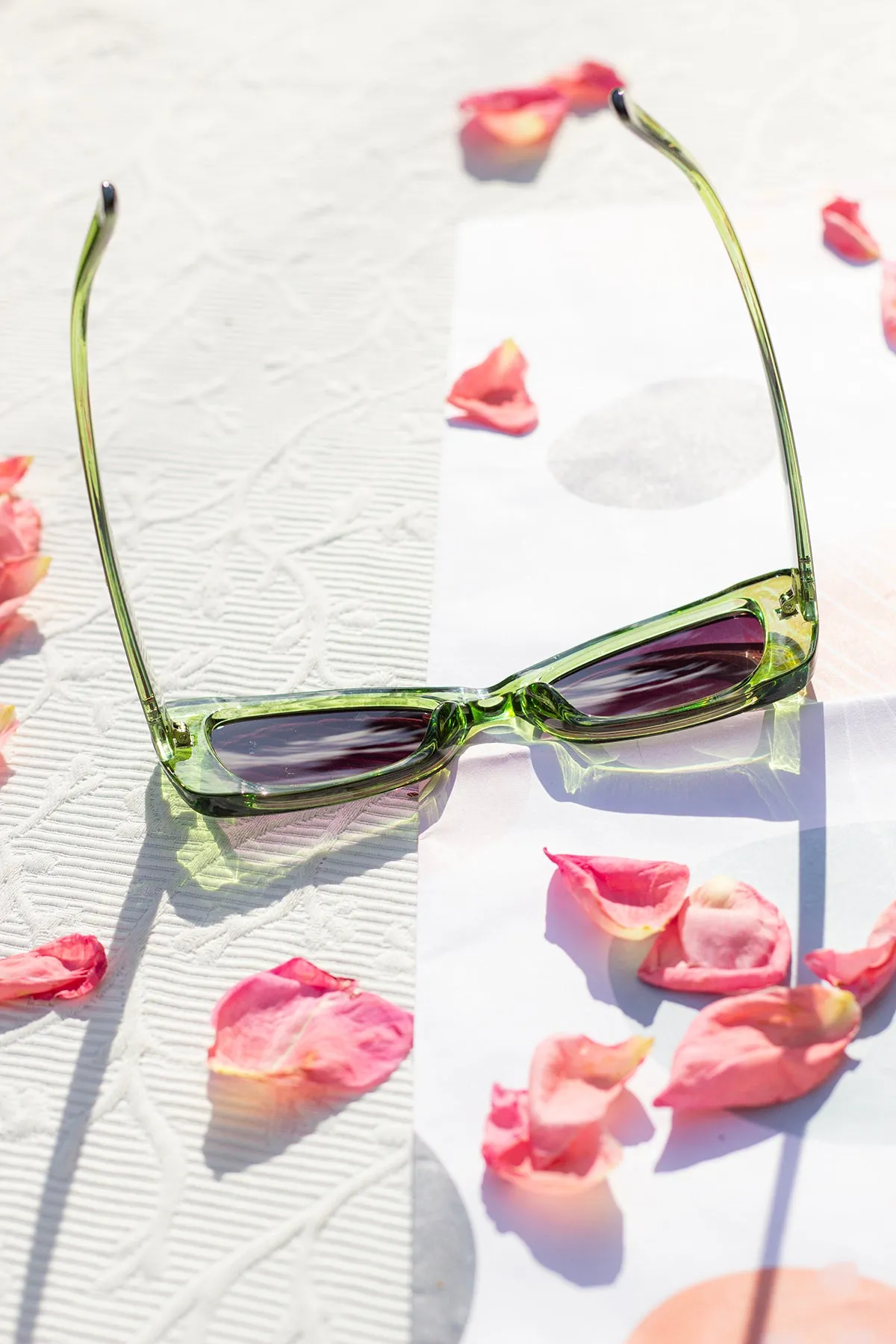 Chunky Triangle Cat Eye Sunglasses