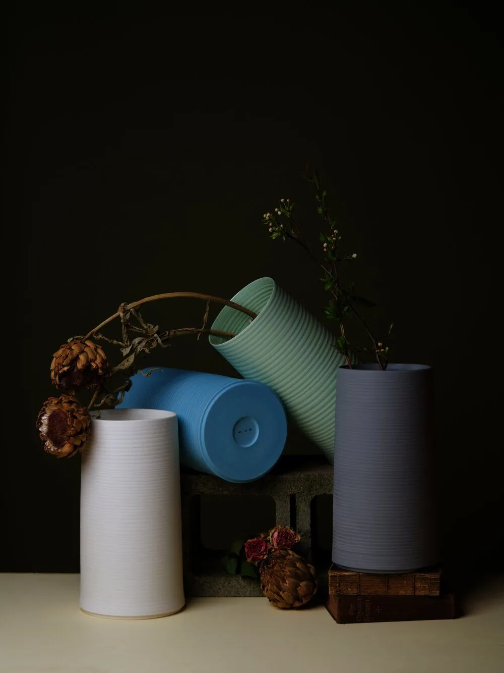 COLD MOUNTAIN VASE BISQUE