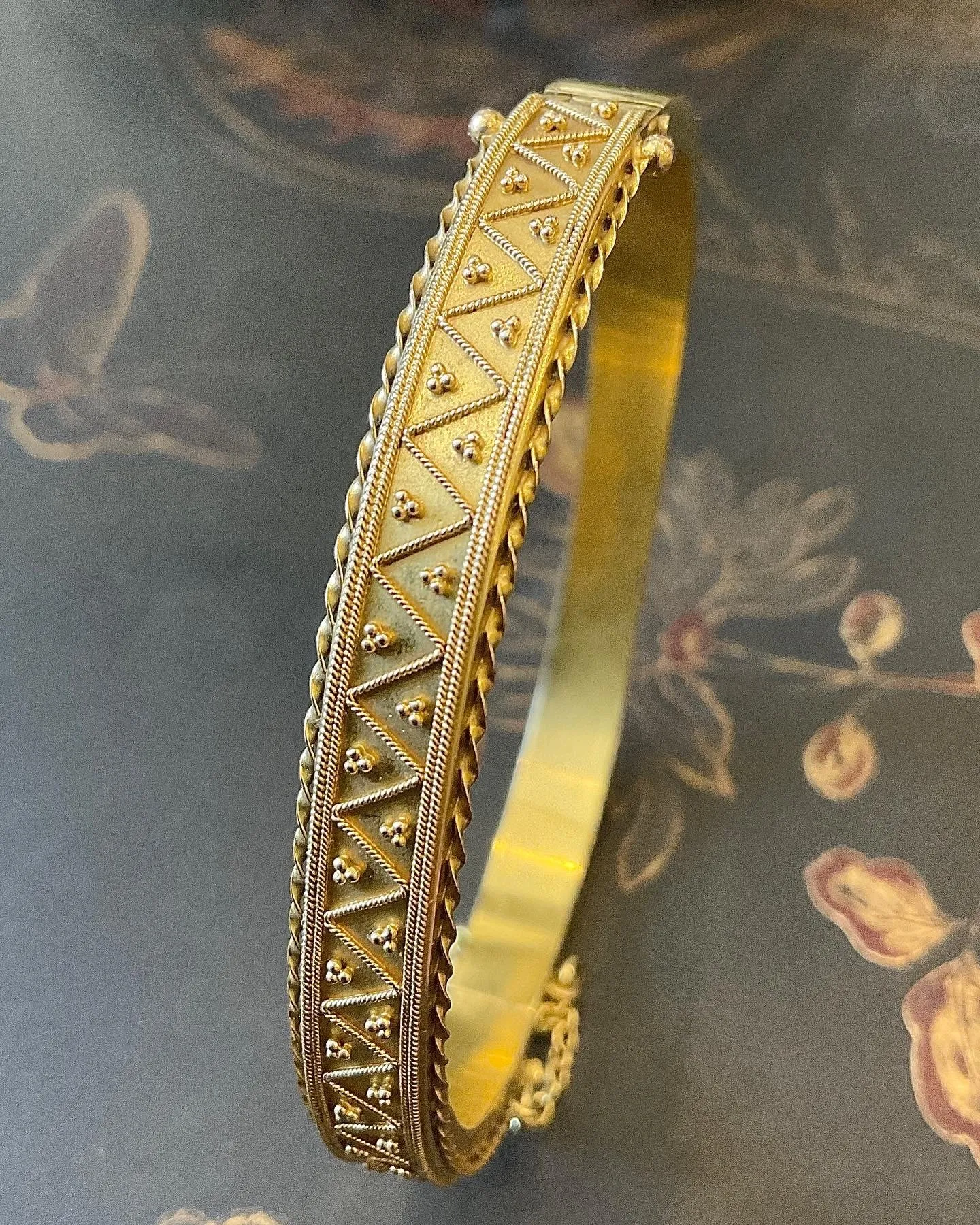 Etruscan Revival 15 Carat Yellow Gold Bracelet