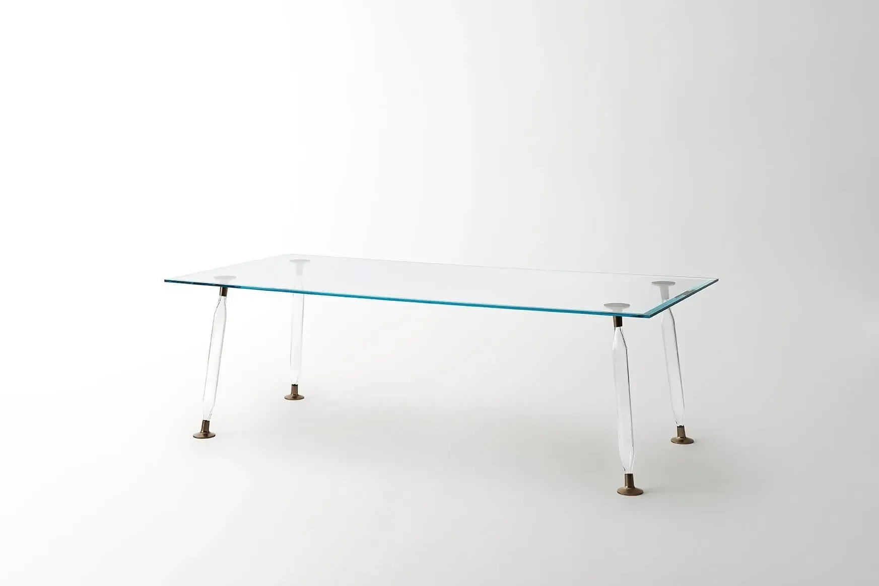 Lady Hio Dining Glass Table