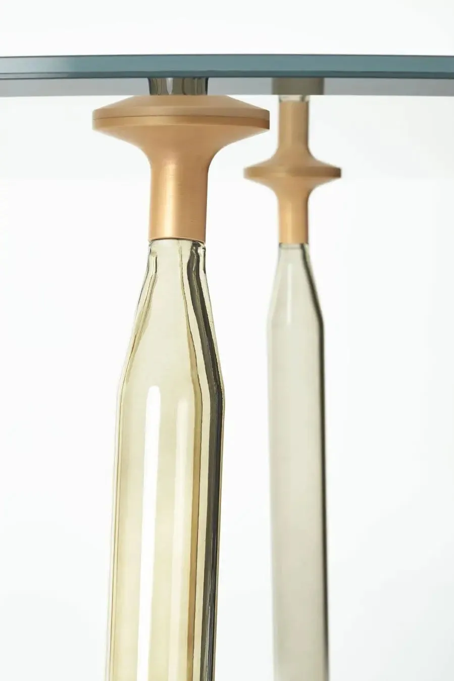 Lady Hio Dining Glass Table