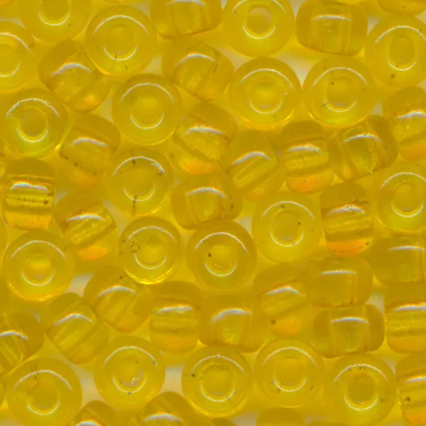 MIYUKI Round Rocaille Seed Beads #136 Yellow (Transparent)