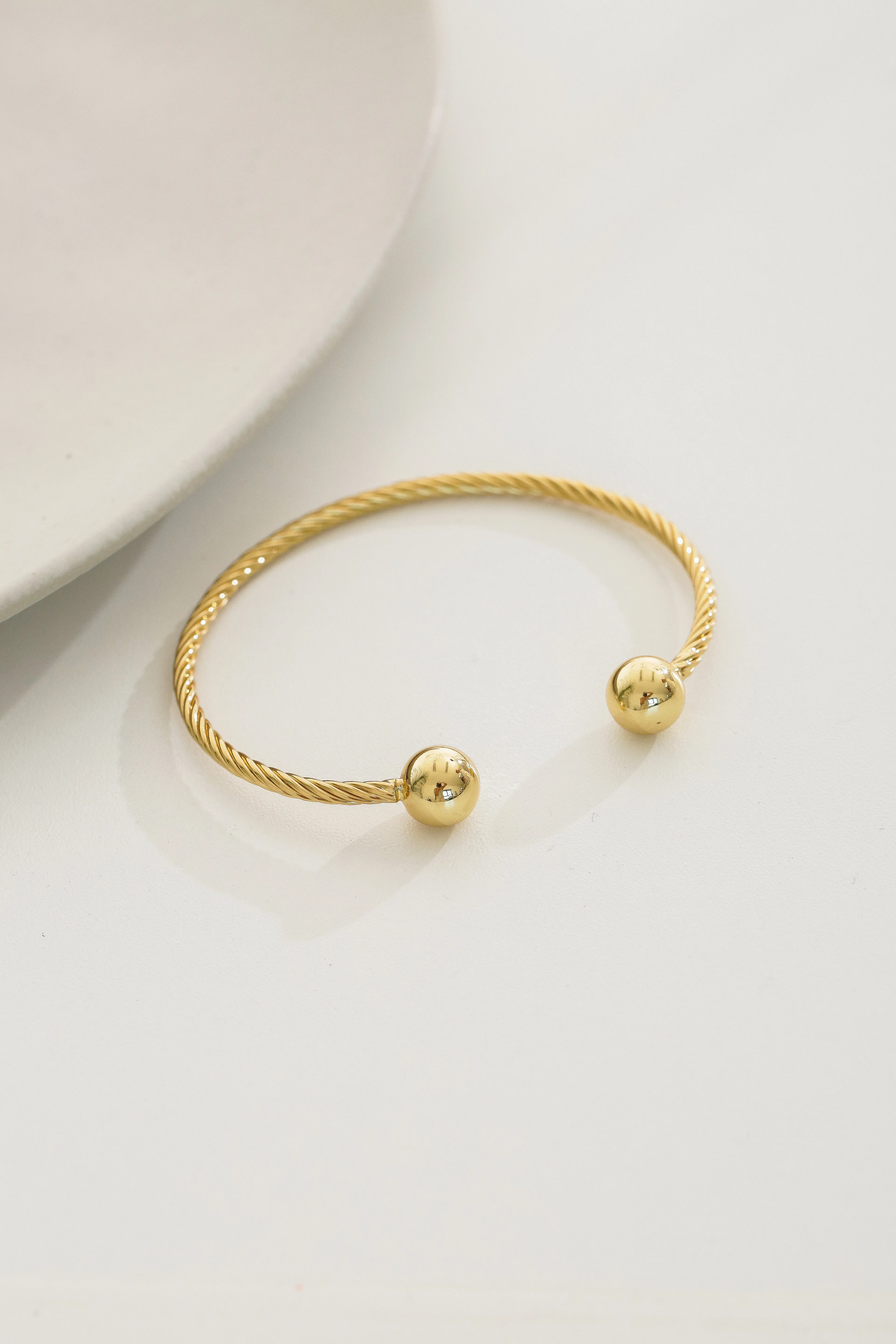 Pointe Bracelet