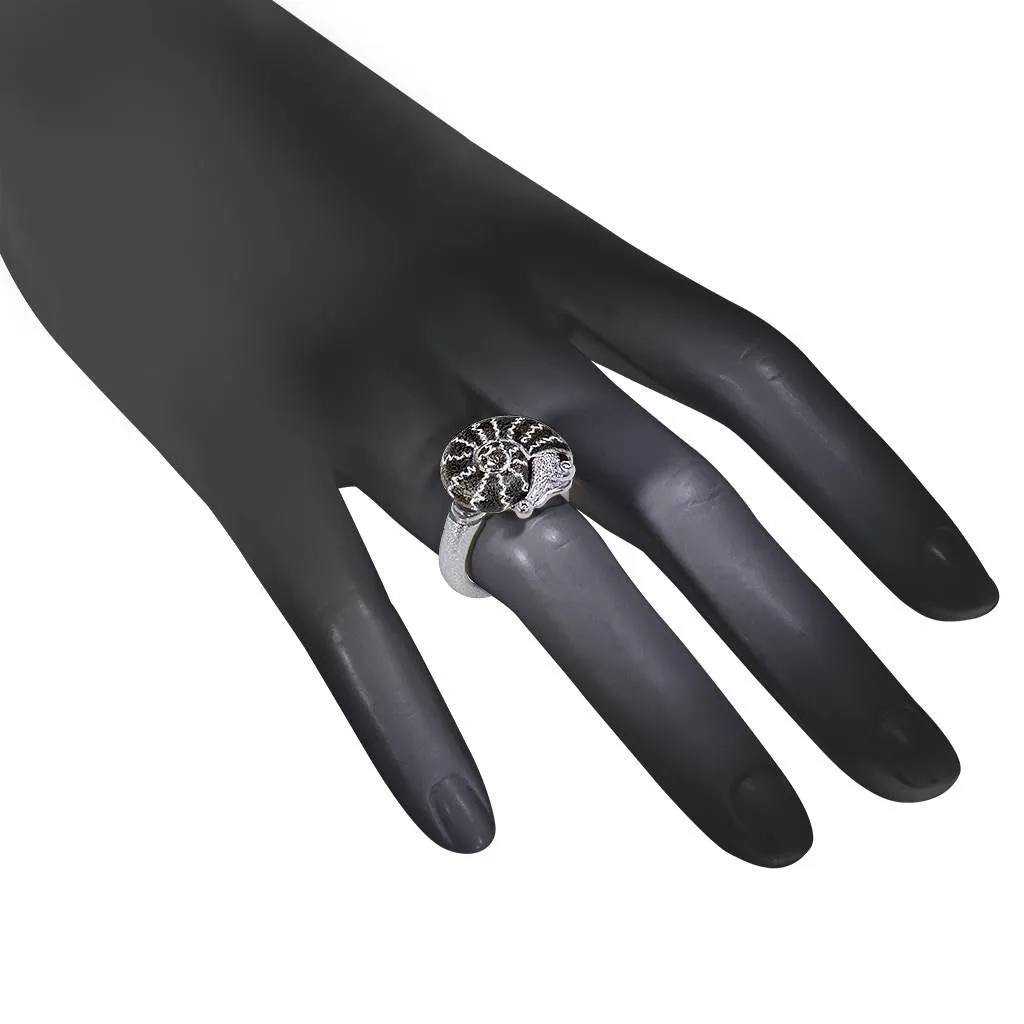 Silver Little Snail Ring with Diamonds