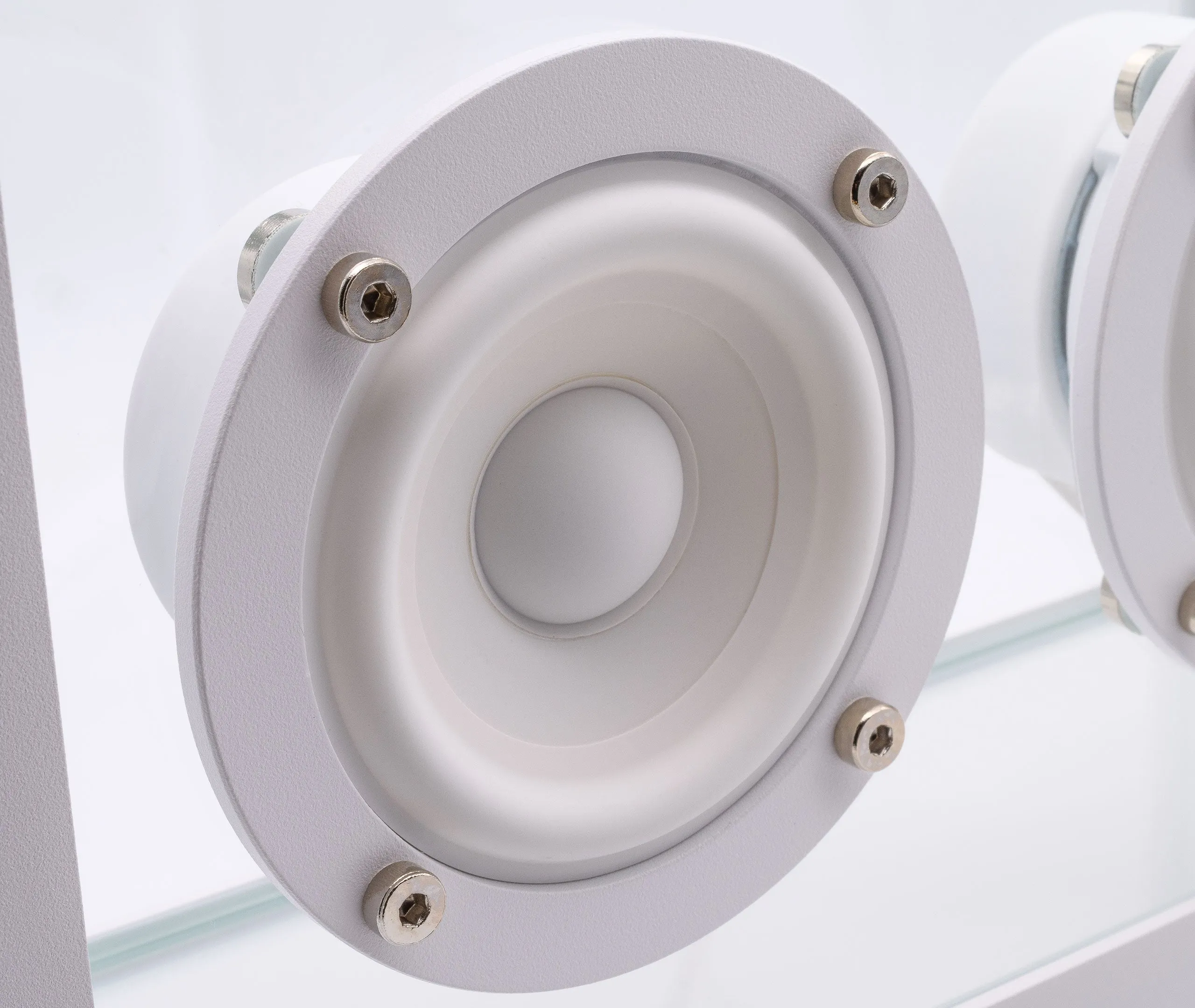 Small Transparent Speaker - White