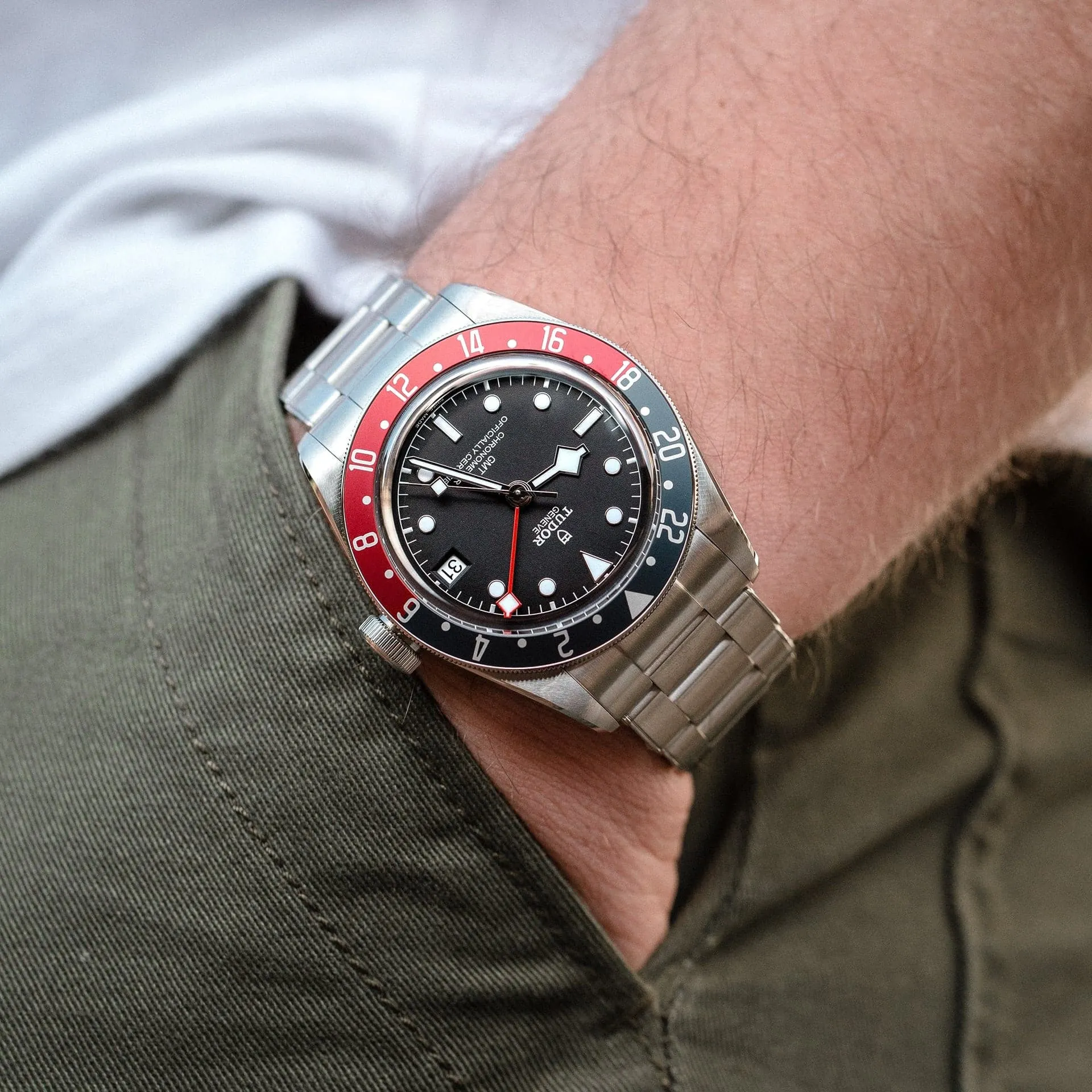 TUDOR Black Bay GMT 41mm Case, Black Dial, Steel Bracelet (M79830RB-0001)